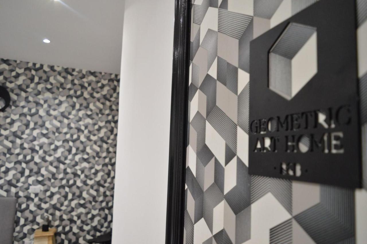 Geometric Art Home Bari Bilik gambar
