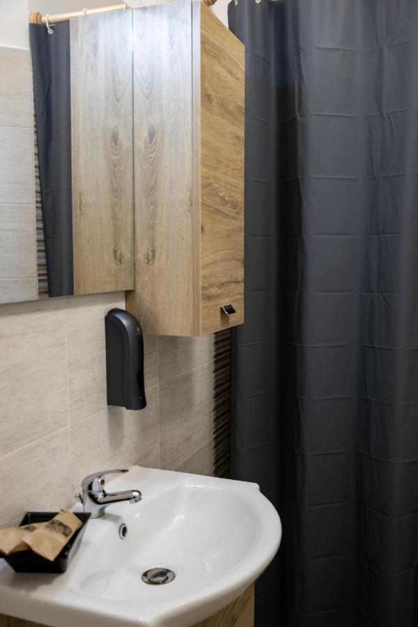 Geometric Art Home Bari Luaran gambar