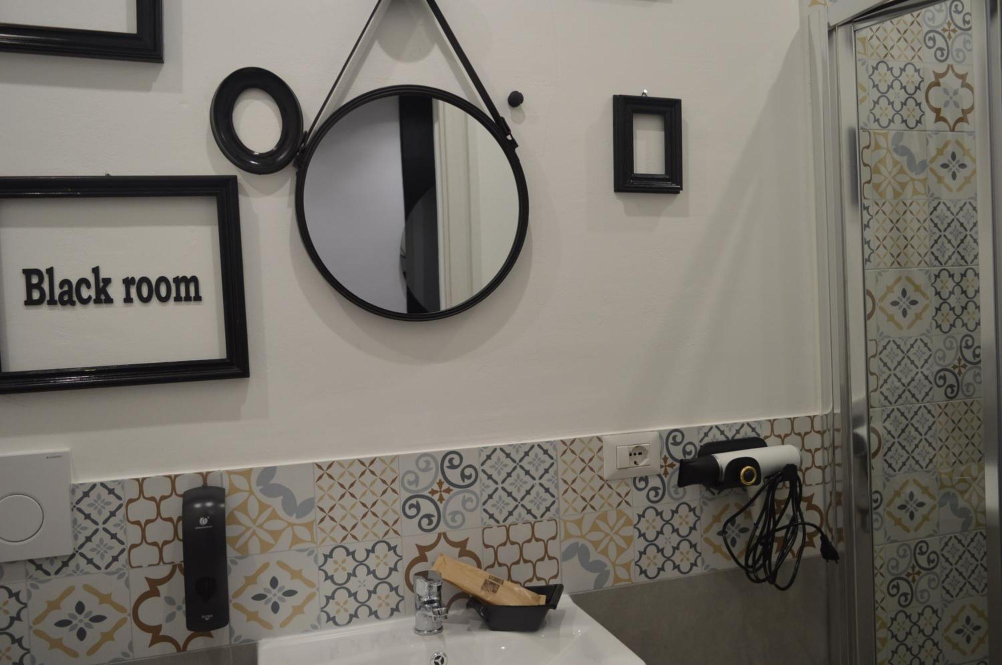 Geometric Art Home Bari Luaran gambar